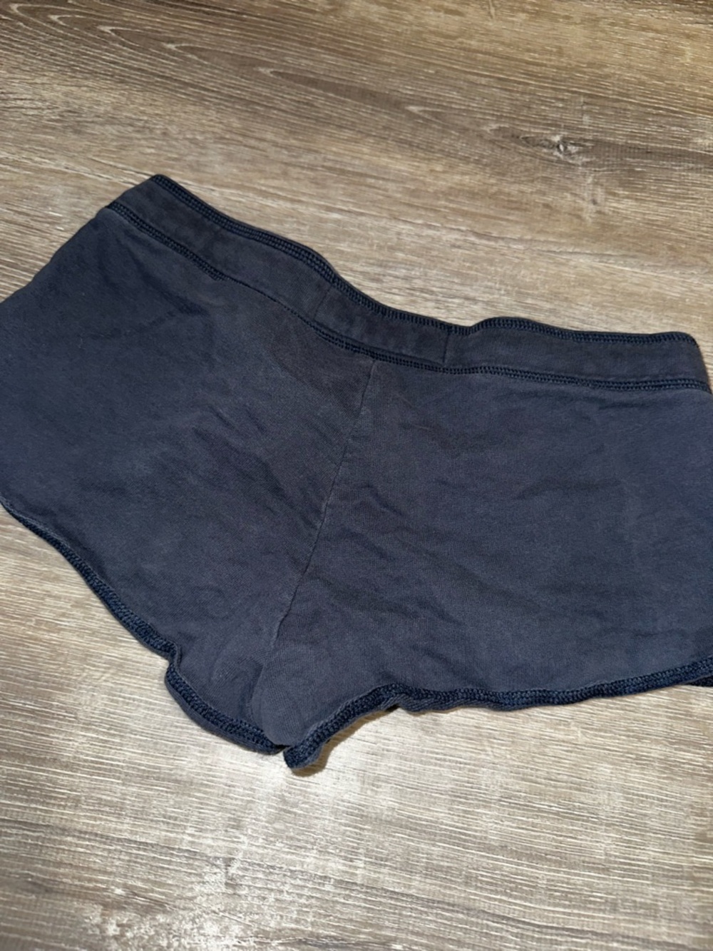 Abercrombie & Fitch Women's Navy Logo Shorts Y2K - Picture 4 of 4